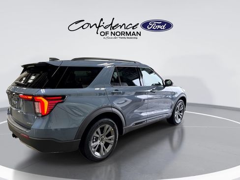 New 2026 Ford Explorer Active w/ Active Comfort Package AWD/4WD image 9