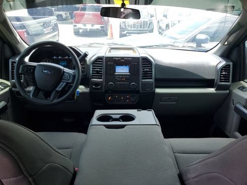 Used 2018 Ford F150 XLT RWD image 11