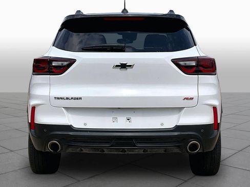 Used 2024 Chevrolet TrailBlazer RS w/ Driver Confidence Package FWD image 4