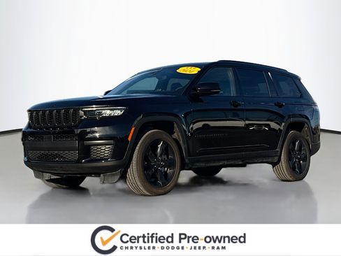 Used 2024 Jeep Grand Cherokee L Altitude image 12