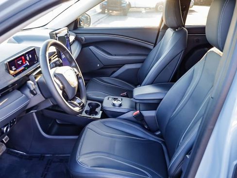 Used 2024 Ford Mustang Mach-E Premium image 22