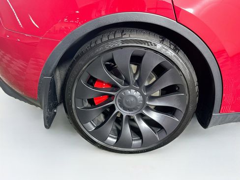 Used 2023 Tesla Model Y Performance AWD/4WD image 11