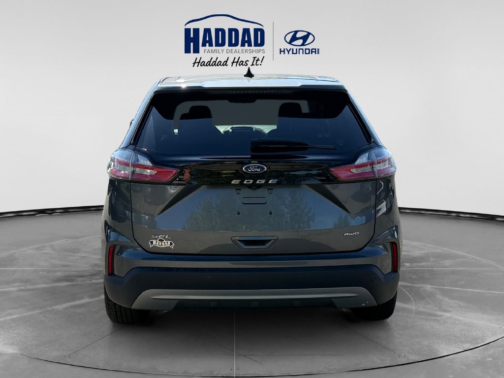 Used 2024 Ford Edge SEL AWD/4WD image 4
