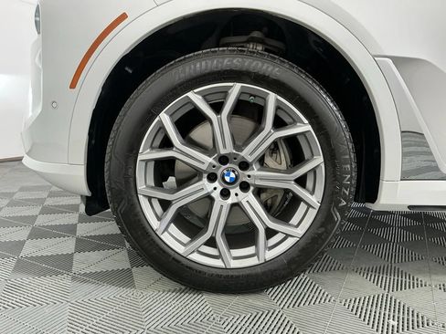 Certified 2025 BMW X7 xDrive40i w/ Executive Package AWD/4WD image 36