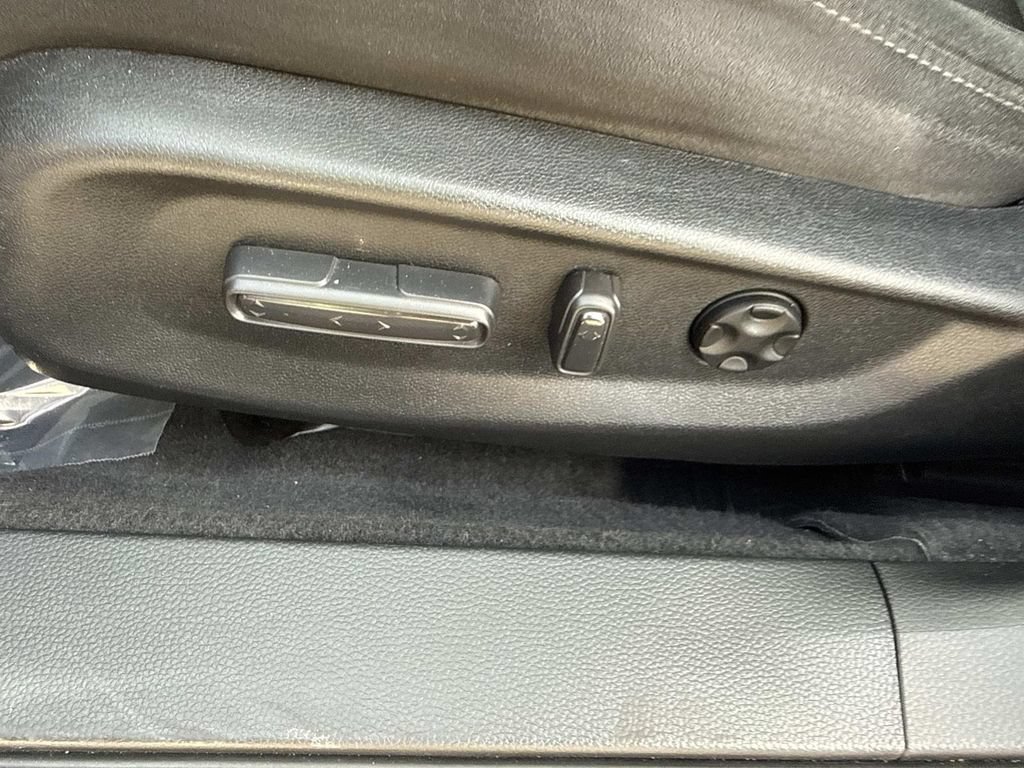 Used 2020 Honda Accord EX image 26