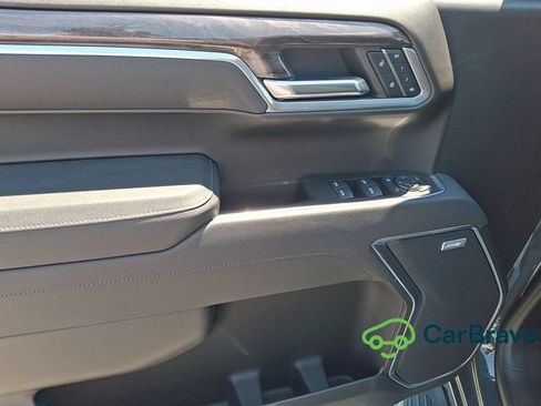 Certified 2026 Chevrolet Silverado 1500 LTZ AWD/4WD image 12