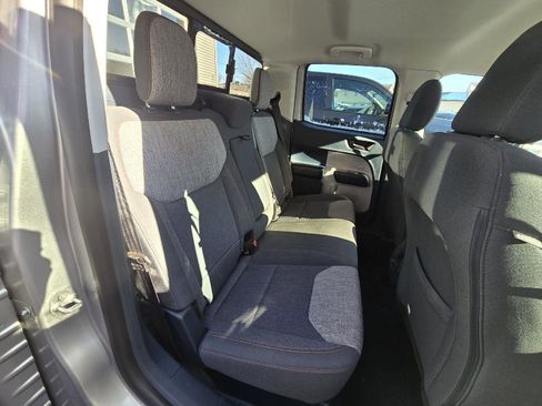 Used 2022 Ford Maverick XLT image 17