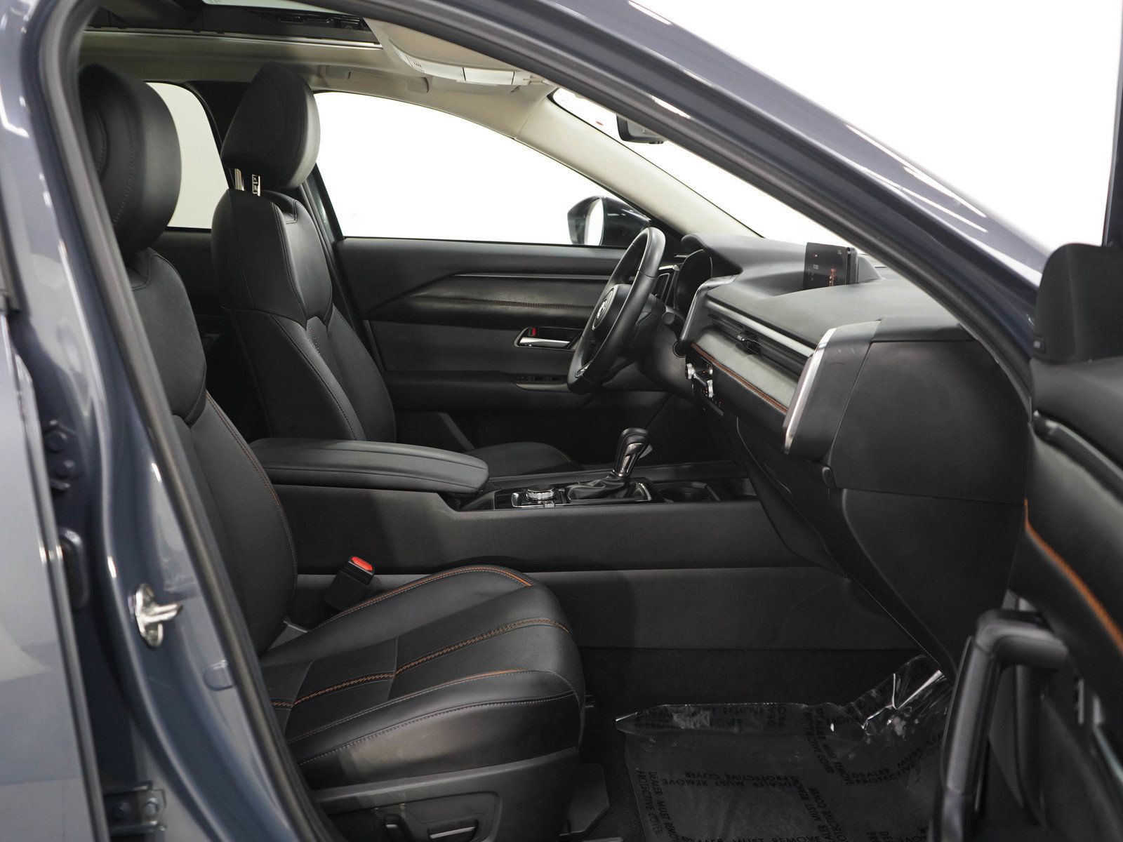 Used 2025 MAZDA CX-50 AWD 2.5 S w/ Premium Plus Pkg image 11