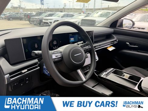 New 2026 Hyundai Tucson Blue SE AWD/4WD image 32