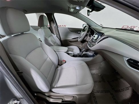 Used 2025 Chevrolet Malibu LT image 37