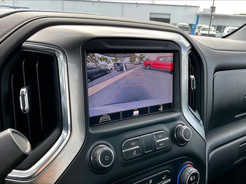 Used 2020 Chevrolet Silverado 1500 LT Trail Boss image 23