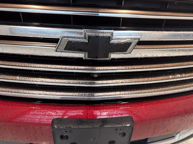 Used 2023 Chevrolet Suburban High Country w/ Advanced Technology Package AWD/4WD image 16