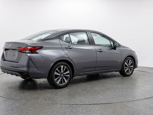 Used 2025 Nissan Versa SV FWD image 9