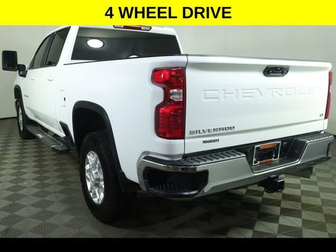 Used 2024 Chevrolet Silverado 2500 LT image 4