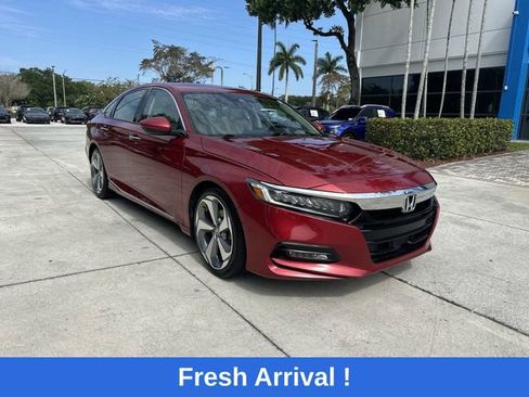 Used 2018 Honda Accord Touring image 18