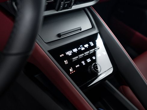 New 2025 Porsche Macan 4S Electric image 16