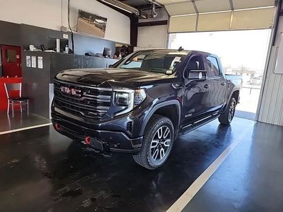 Used 2025 GMC Sierra 1500 AT4 w/ AT4 Premium Package