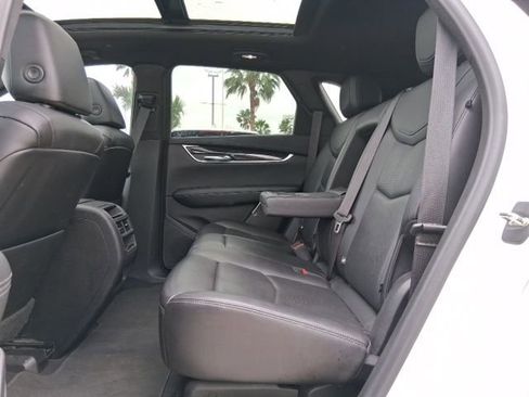Used 2021 Cadillac XT5 Premium Luxury FWD image 23