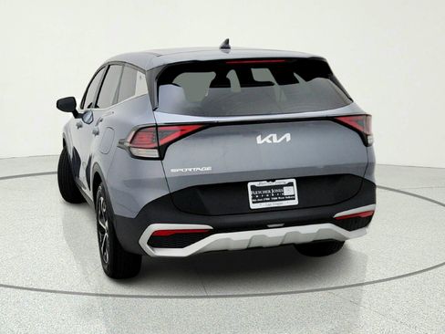 Used 2024 Kia Sportage EX FWD image 11