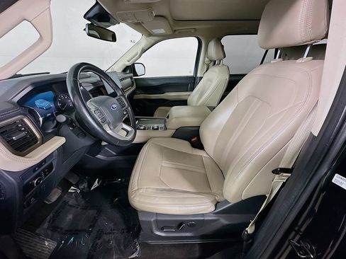 Used 2023 Ford Expedition Max Limited image 16