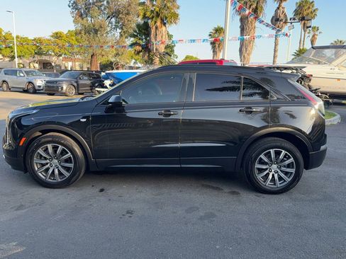 Used 2019 Cadillac XT4 Sport w/ Cold Weather Package FWD image 5