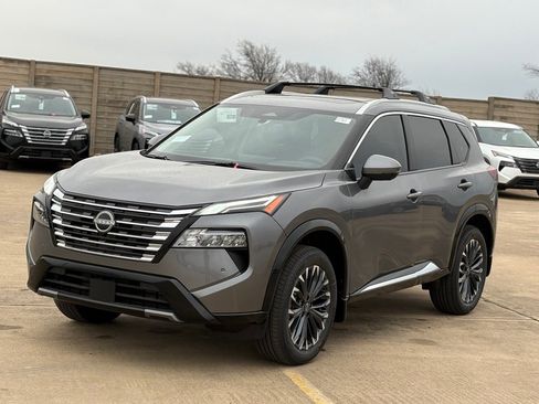 New 2026 Nissan Rogue Platinum image 4