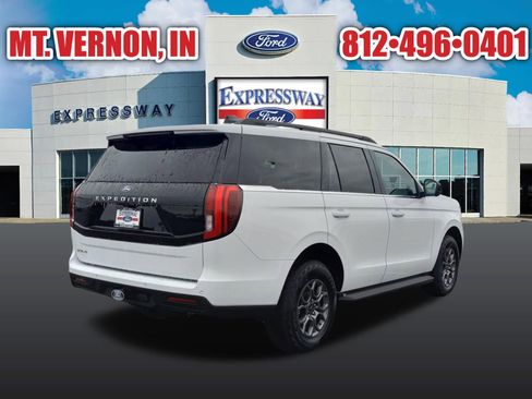 New 2025 Ford Expedition Active RWD image 6