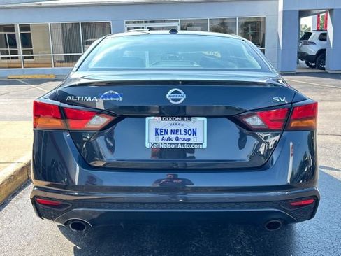 Used 2019 Nissan Altima 2.5 SV FWD image 8