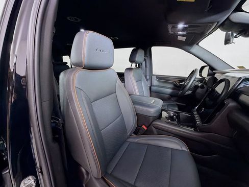 Used 2025 GMC Yukon XL AT4 w/ Premium Trailering Package AWD/4WD image 26