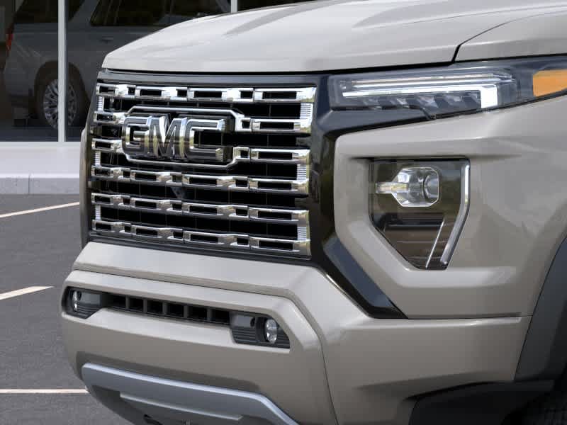 New 2026 GMC Canyon Denali w/ LPO, Black Badging Package AWD/4WD image 13