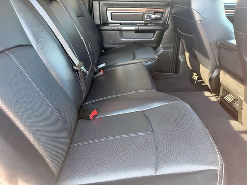 Used 2018 RAM 2500 Laramie w/ Convenience Group image 12