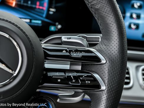 Used 2024 Mercedes-Benz GLE 53 AMG AMG GLE 53 image 30