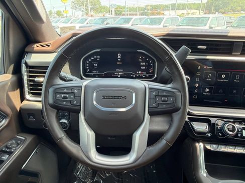 Used 2024 GMC Sierra 2500 Denali w/ Denali Reserve Package AWD/4WD image 26