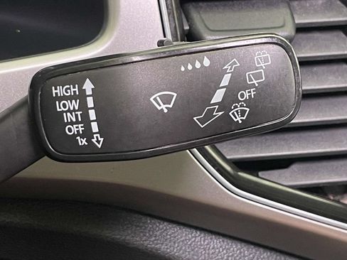 Used 2019 Volkswagen Atlas SEL Premium AWD/4WD image 44