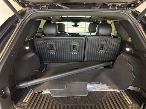 Used 2024 Cadillac XT5 Premium Luxury w/ Technology Package image 21