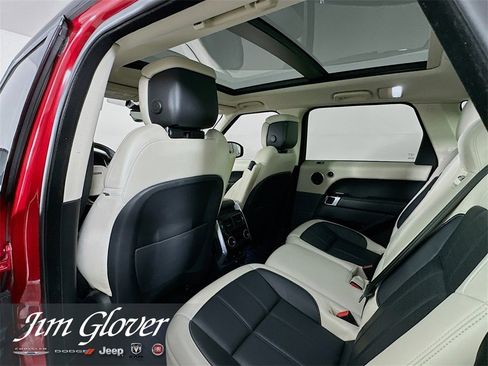 Used 2019 Land Rover Range Rover Sport HSE Dynamic image 17