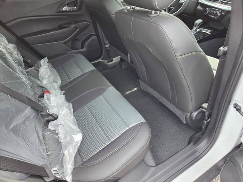 New 2026 Chevrolet Trax LT FWD image 11