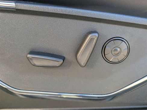 New 2026 Ford F250 Platinum image 16