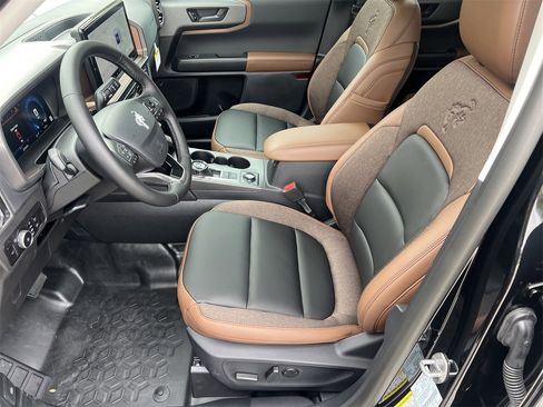 New 2025 Ford Bronco Sport Outer Banks w/ Sasquatch Outer Banks Package image 21