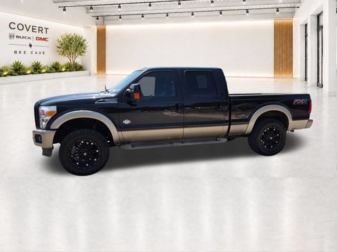 Used 2014 Ford F250 King Ranch w/ FX4 Off-Road Package AWD/4WD image 5
