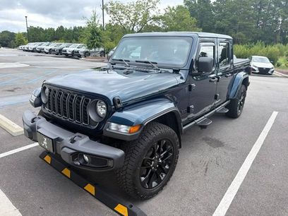 Used 2025 Jeep Gladiator Sport