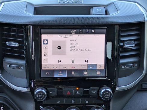 New 2026 RAM 1500 4x4 Crew Cab image 19