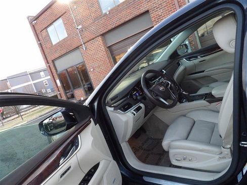 Used 2014 Cadillac XTS Luxury w/ Driver Awareness Package image 11