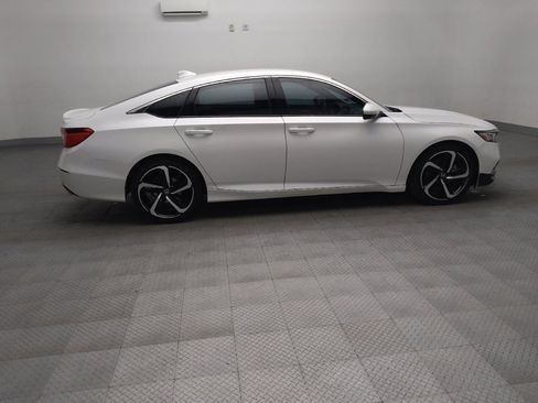 Used 2019 Honda Accord Sport image 10