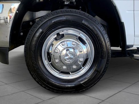Used 2024 RAM 3500 Big Horn image 10