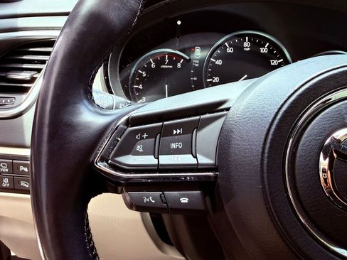 Used 2023 MAZDA CX-9 Signature AWD/4WD image 19