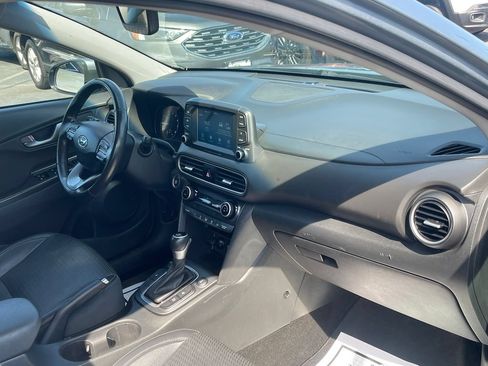 Used 2021 Hyundai Kona Limited AWD/4WD image 20