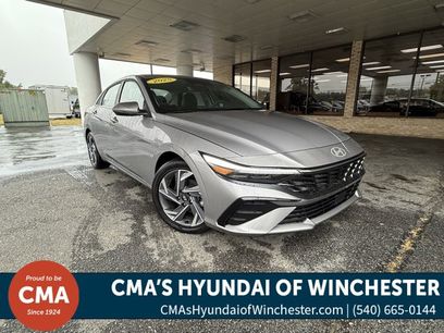 New 2025 Hyundai Elantra Limited