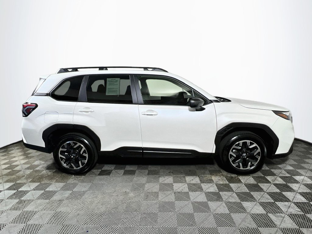 Certified 2025 Subaru Forester Premium AWD/4WD image 8