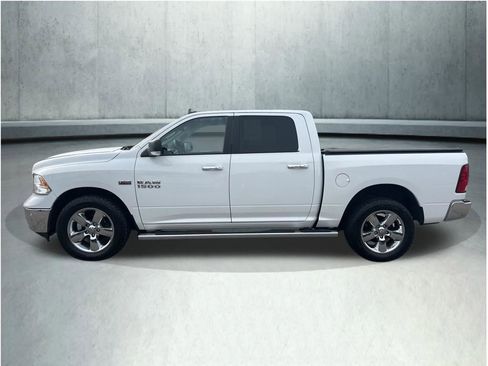 Used 2018 RAM 1500 Big Horn image 2